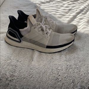 Adidas Ultraboost 19